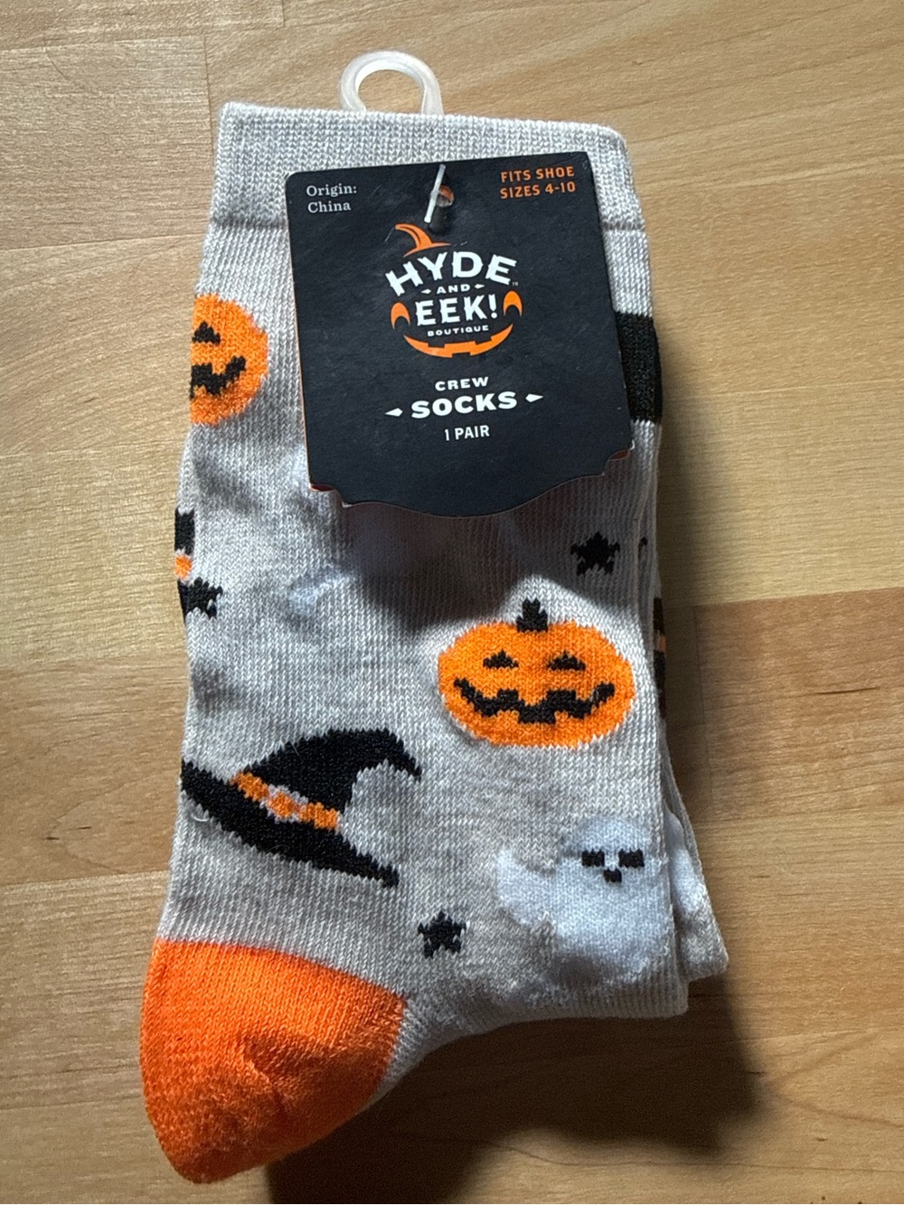 NWT Adult Halloween Socks - Spooky Season & Fall Clothing- Hyde and EEK!